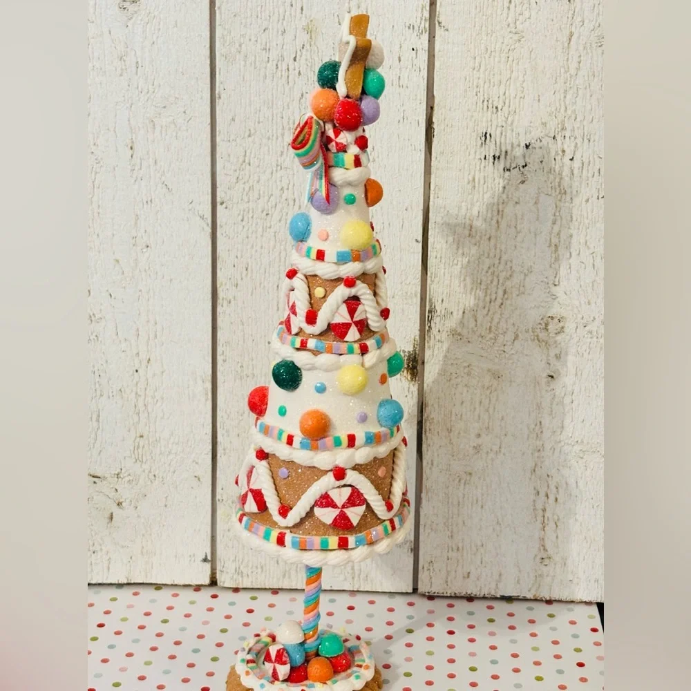Cupcakes and Cashmere Gingerbread Candy Land Frosted Holiday‎ Christmas Tree NEW